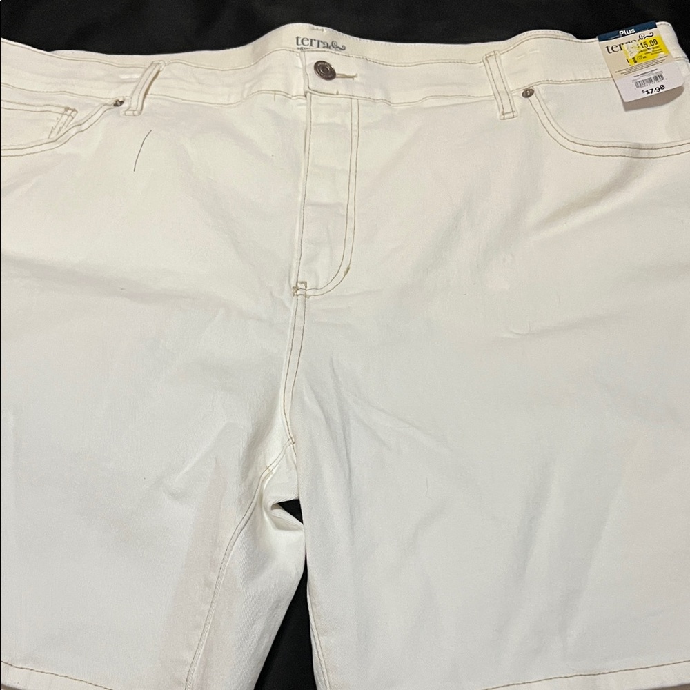 Terra & Sky White Jean Shorts nwt